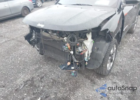 2018 Jeep Compass Limited 4X4 из США, поврежденный, VIN 3C4NJDCBXJT333639